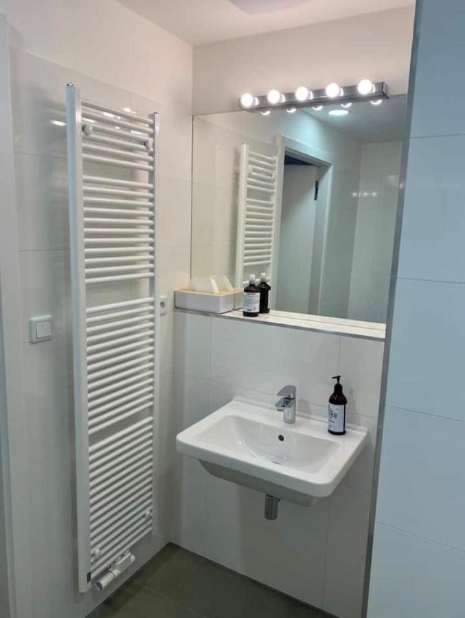 Appartamento Cute With Gym, Rooftop Terraces And Laundry Praga