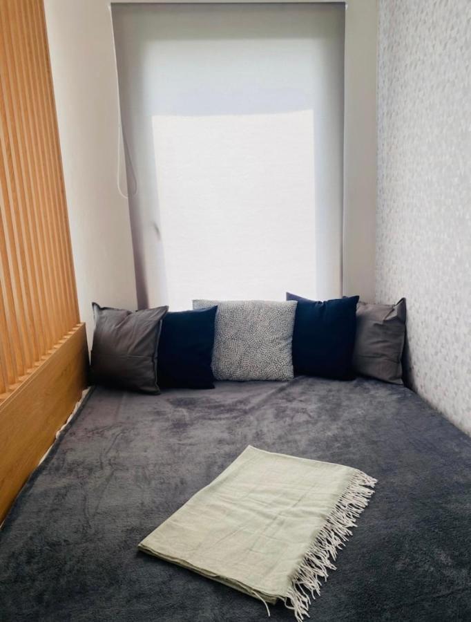 Cute With Gym, Rooftop Terraces And Laundry * Praga